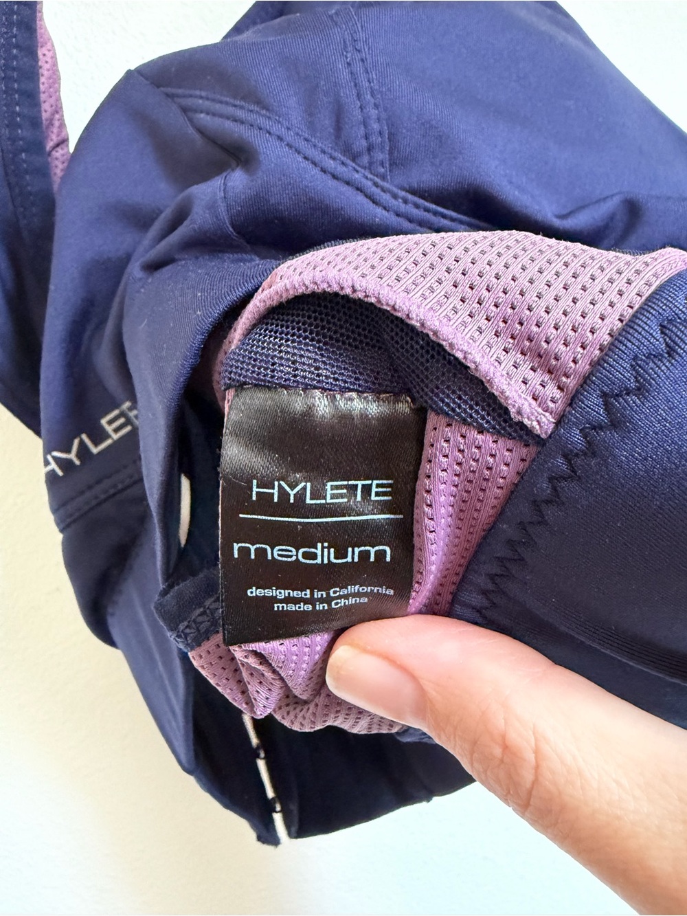 Hylete Front-Zip Sports Bra Activewear View 3